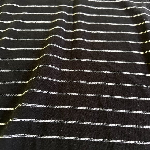 OLD NAVY Women’s Large Black & White Striped Sleeveless Tank Top-A107 - Picture 3 of 4